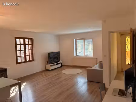 maison individuelle de 125 m² – 4 chambres – jardin / garage / cave