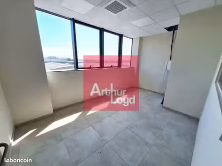 bureaux 54 m² clermont ferrand