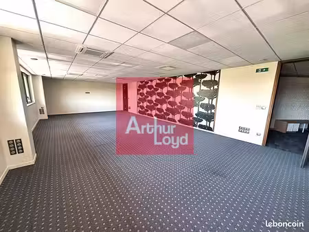 bureaux 231 m² cournon-d'auvergne