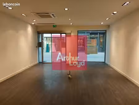 local commercial 103 m² clermont-ferrand