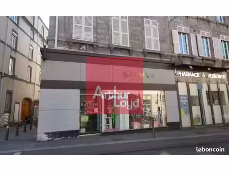 local commercial 58 m² clermont ferrand