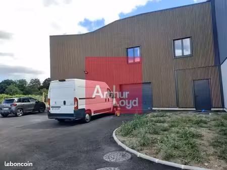 local d'activite 330 m² clermont-ferrand