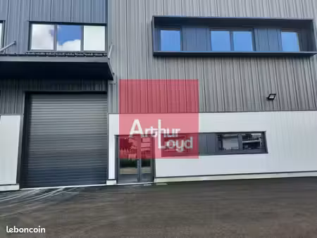 local d'activite 443 m² clermont-ferrand