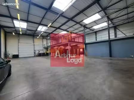 local d'activite 1166 m² clermont-ferrand