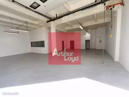 local d'activite 220 m² clermont-ferrand