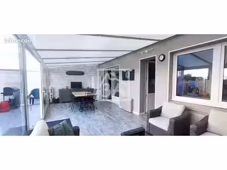 pavillon 7 pièces 133 m²
