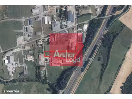 terrain 8660 m² combronde