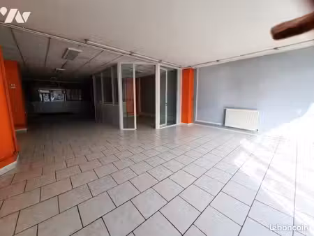 immeuble 360 m² lens