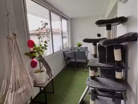 appartement t3+loggia