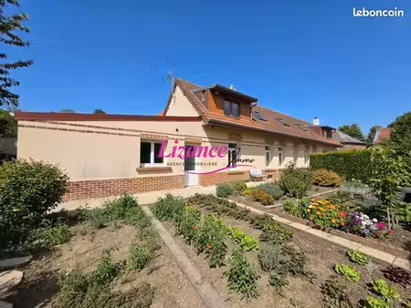 longère 8 pièces 170 m²