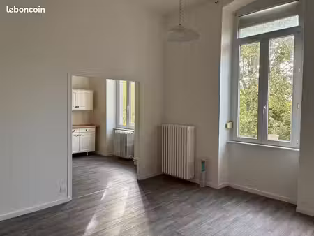 appartement de 60 m2 dans une propriété privée