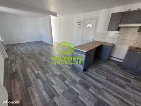 immeuble 311 m² grenay