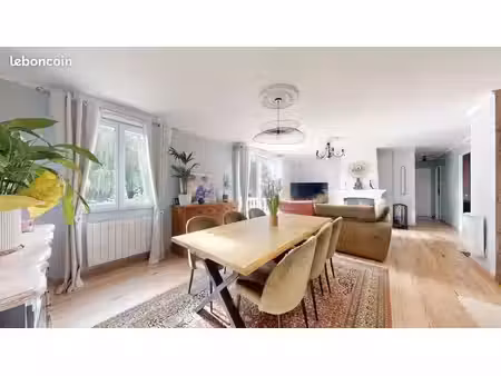 maison 5 pièces 148 m²
