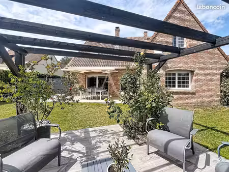 pavillon 5 pièces 163 m²