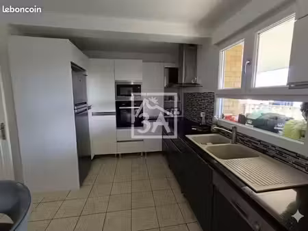 maison 6 pièces 146 m²