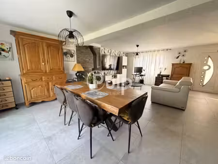maison 6 pièces 125 m²