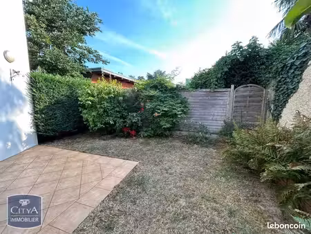 a louer - maison t4 avec jardin  garage et parking à billère