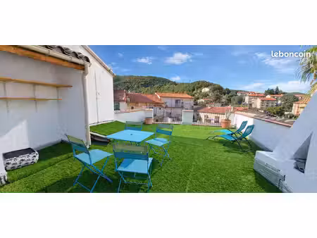 amélie-les-bains – superbe t2 rénové de 39 m² avec exceptionnelle terrasse de 50 m²