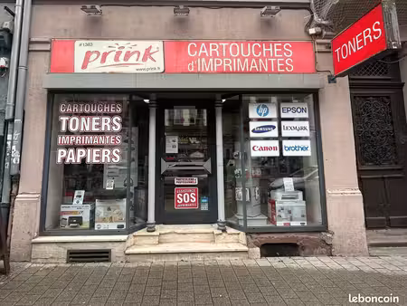 local commercial strasbourg - faubourg de pierre- dans rue commerçante et passante