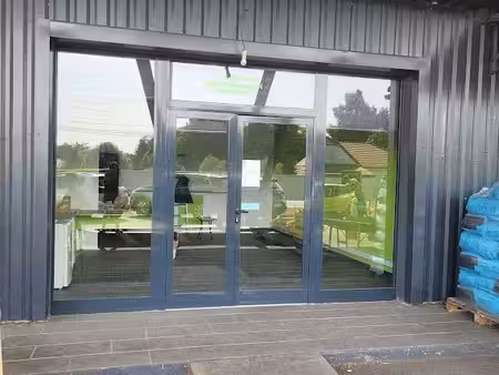 local commercial