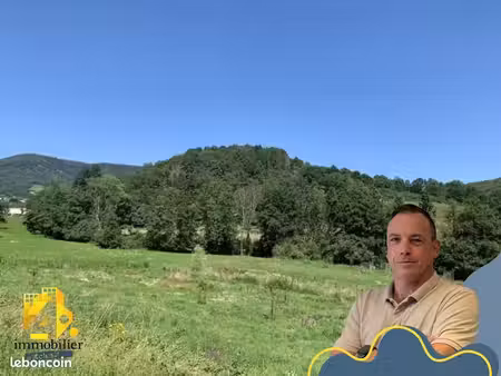 terrain 1 097 m² ville