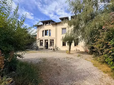 immeuble 7 pièces 173 m²