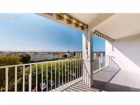 appartement 5 pièces 74 m²