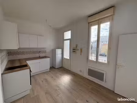 lumineux t2 au centre de tarbes - refait à neuf