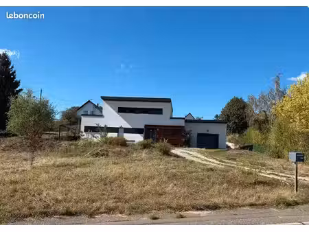 maison 5 pièces 145 m²