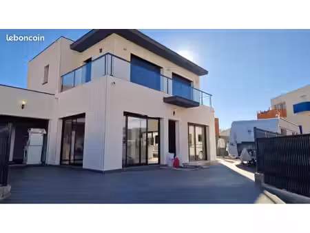 villa 3 chambres 122m3
