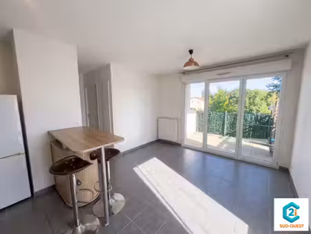 frouzins - t2 40m2 libre