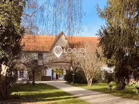 demeure de charme 20 pièces 530 m2 et parc arboré à 30 mn de