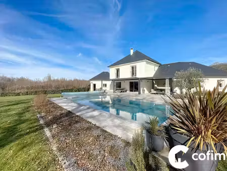 secteur soumoulou - superbe maison familiale avec piscine et vue