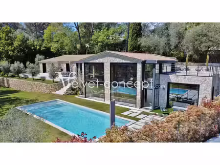 valbonne village à pied - magnifique mas en pierre 290m²