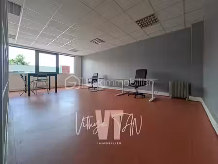 bureau de 59 m² à chessy
