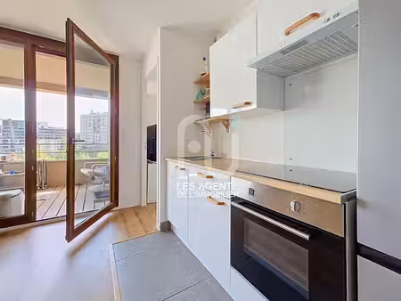 appartement gennevilliers limite asnieres 2 pièces 38.70 m² +7m² de terrasse