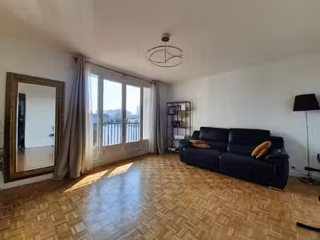 appartement courbevoie 3 pièce(s) 65 m2