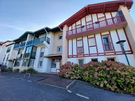 hendaye les hauteurs bel appartement t2 avec parking et cave