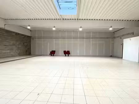 exclusivite - murs commerciaux libres 338 m²