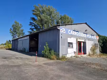 virsac - entrepôt / local professionnel 405 m²
