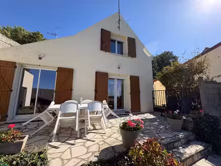 maison amblainville 6 pièce(s) 105 m2