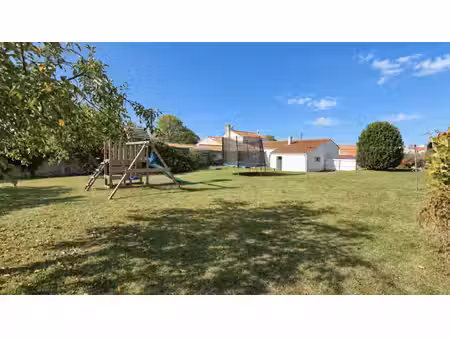 maison bournezeau 4 pièce(s) 98 m2