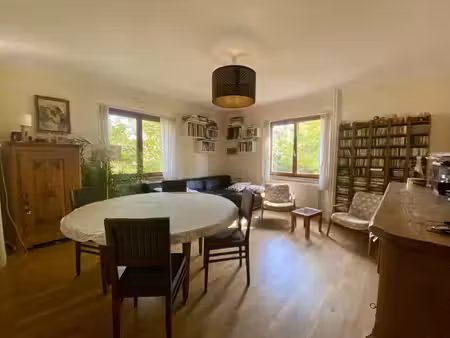 quartier sud maison familiale de charme avec jardin