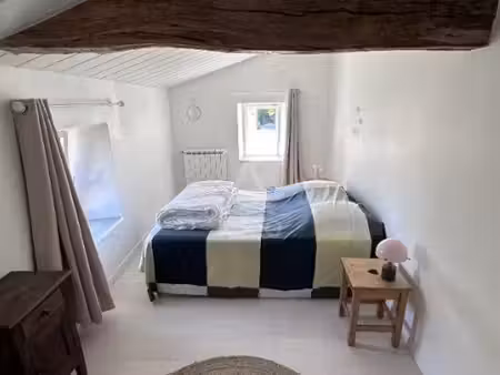 10 minutes du puy du fou   maison en pierre rénovée de 195 m