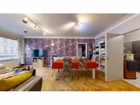 appartement 2ch avec cave balcons et possibilité de parking