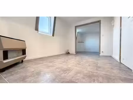 appartement à louer à mouscron pour € 665 avec 1 chambre à coucher