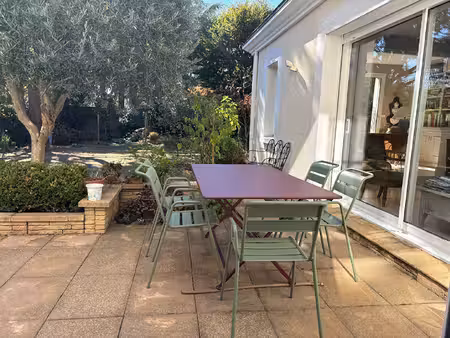 maison de luxe à vendre dans le quartier sainte-thérèse beauséjour