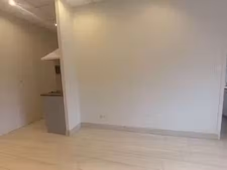 location appartement 2 pièces à bégard (22140) : à louer 2 pièces / 35m² bégard