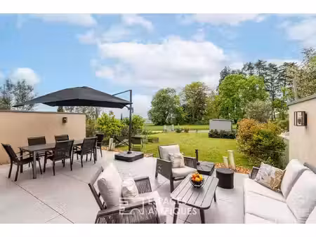 maison de luxe à vendre porte des pierres dorees