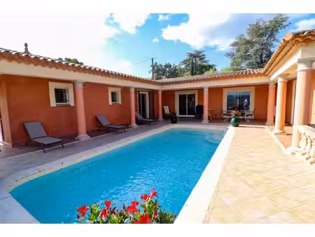 maison de luxe à vendre à flayosc